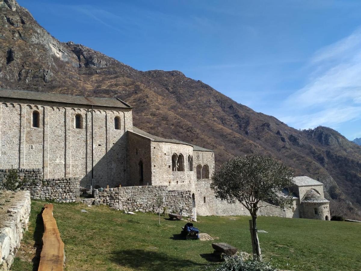 Casa Castel Lejlighed Civate Eksteriør billede